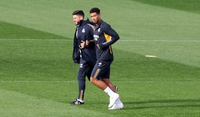 意甲：国际米兰遭热那亚以2比2踢和