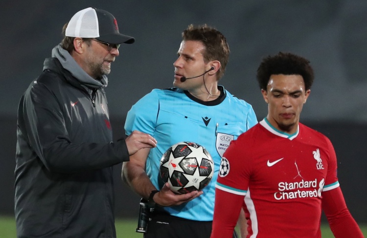 场景下依旧 场景下依旧